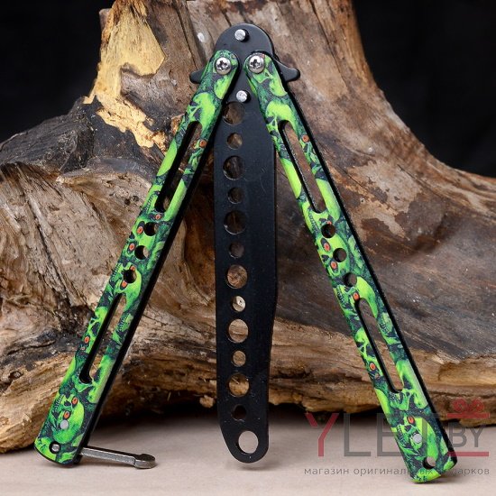 Нож бабочка тренировочный Зеленые черепа