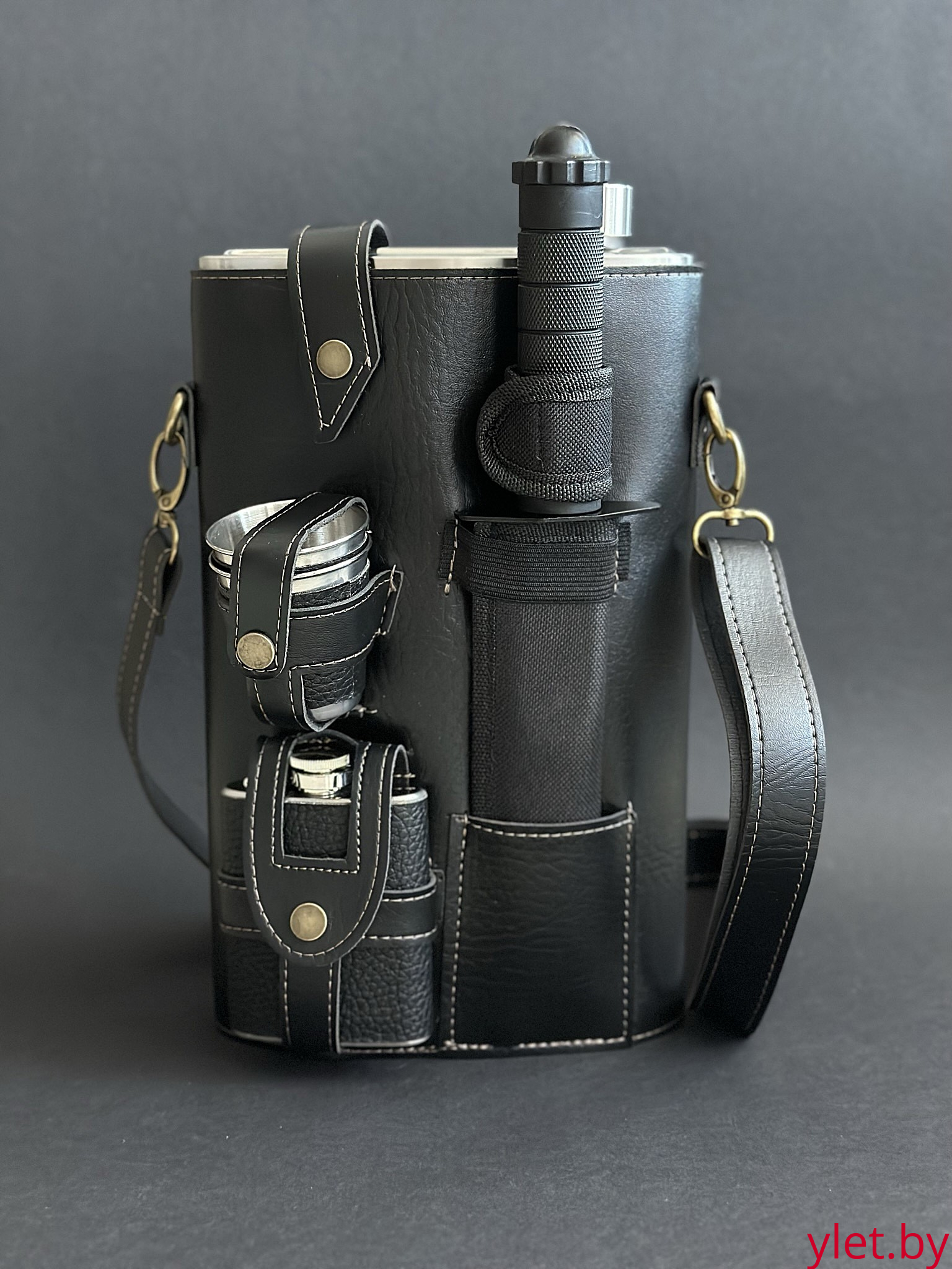 Набор походный 5 предметов (фляжка 1920 мл, 2 стопки, нож, фляжка малая)