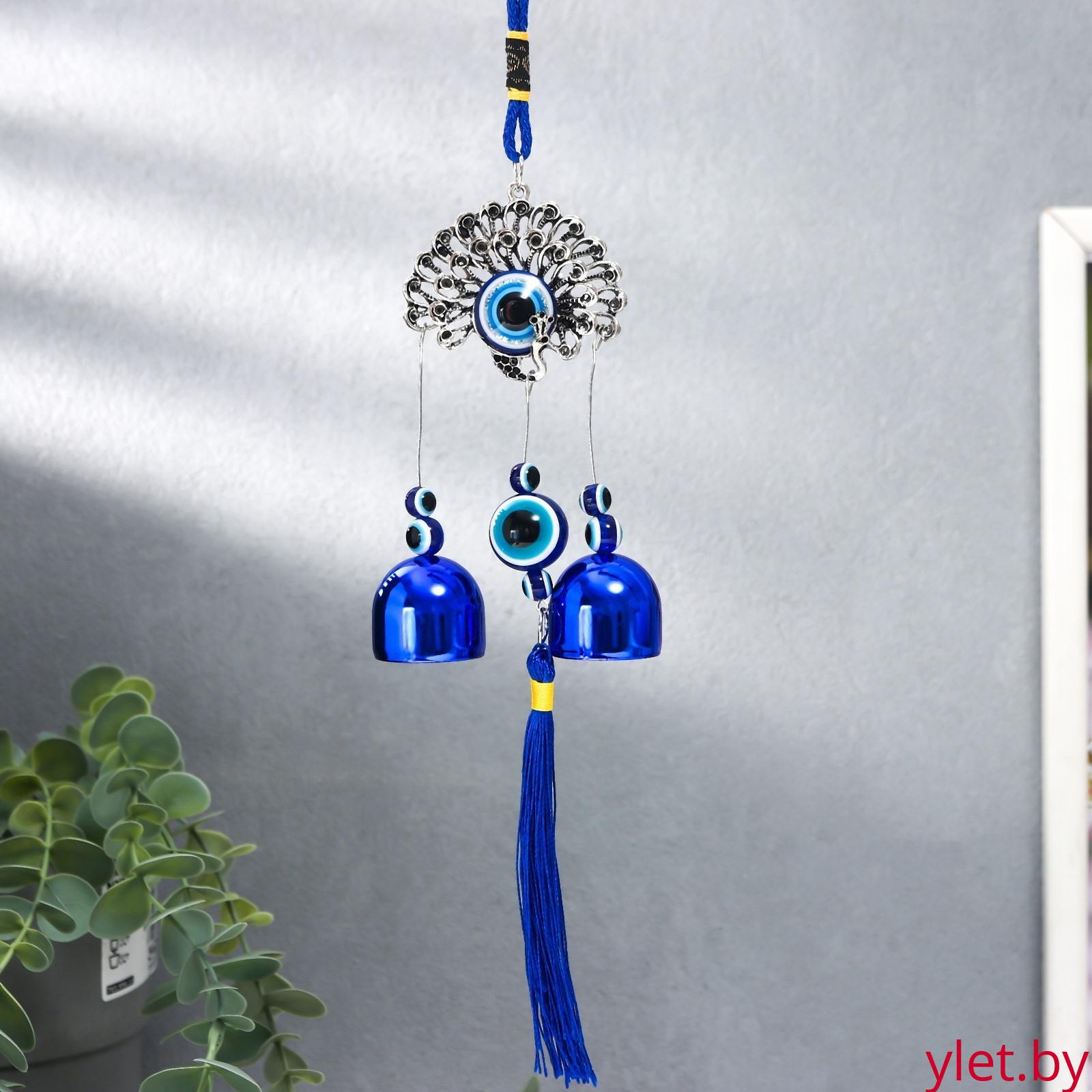 Музыка ветра металл "Павлин" от сглаза с кисточкой 2 колокольчика 22х6,5 см