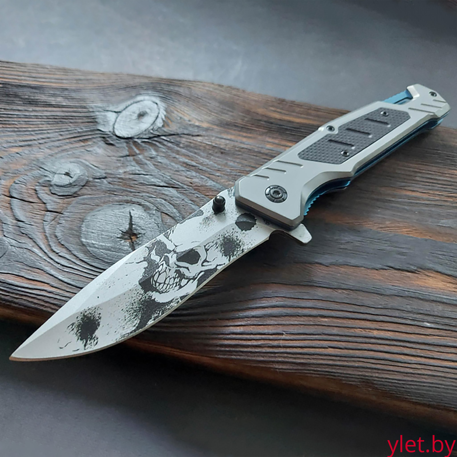 Нож складной серый череп на лезвии 22 см