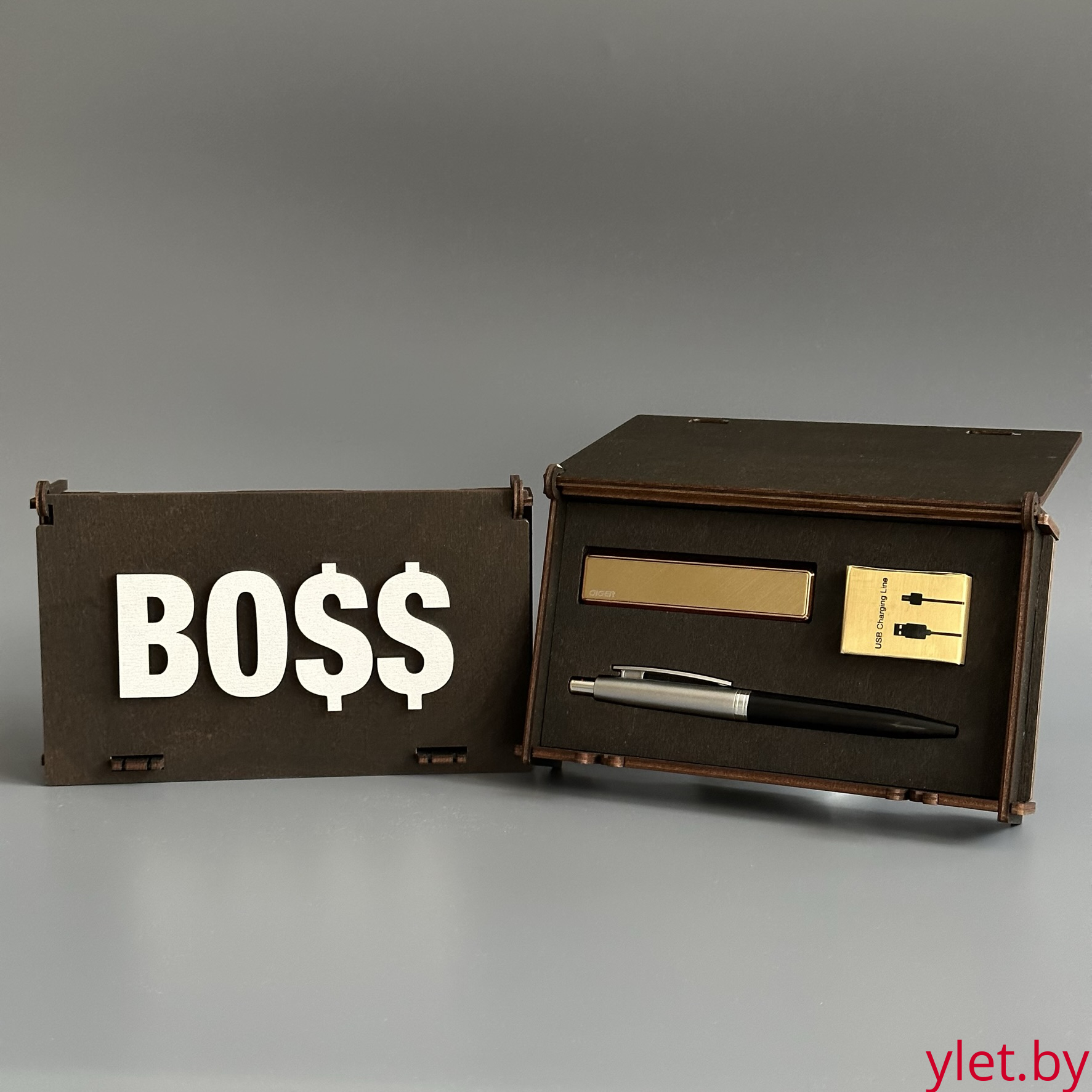 Подарочный набор " BO$$ " (Ручка, USB зажигалка Ciger, зарядный кабель)