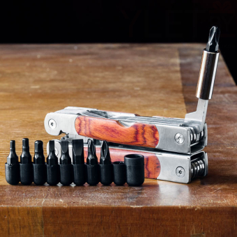 Мультитул с насадками в чехле