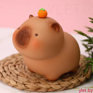 Копилка "Capybara with yummy treats", 14 см