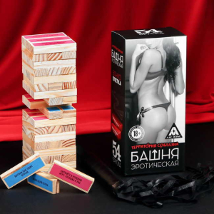 Падающая башня Территория соблазна с плёткой и фантами