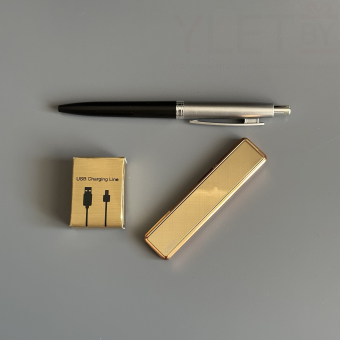 Подарочный набор " Настоящему мужчине " (Ручка, USB зажигалка Ciger, зарядный кабель)
