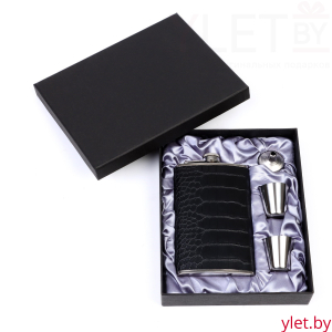 Подарочный набор 4 в 1: фляжка чёрная 300 мл, воронка, 2 рюмки, 17 х 21.5 см