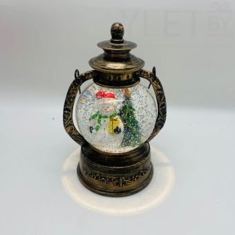 Снежный шар с подсветкой музыкальный Ретро фонарь круглый "Снеговик с подарком" d - 15 см, высота 22 см