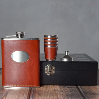 Набор фляжка, стопки и шахматы D-2328